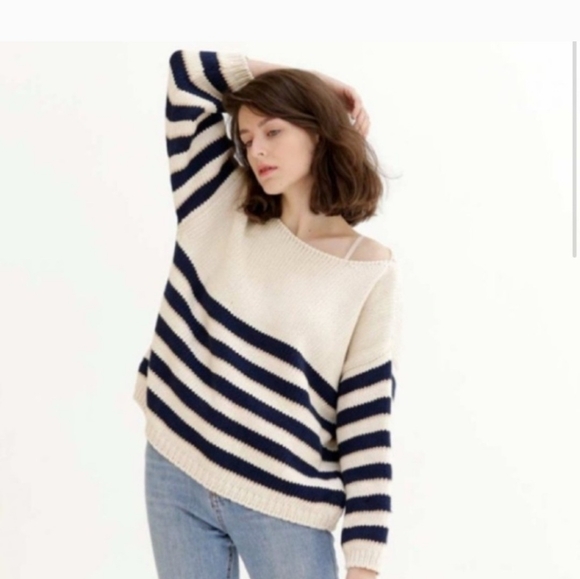 Babaa No.3 Cream and Navy Striped Sweater - Picture 2 of 7